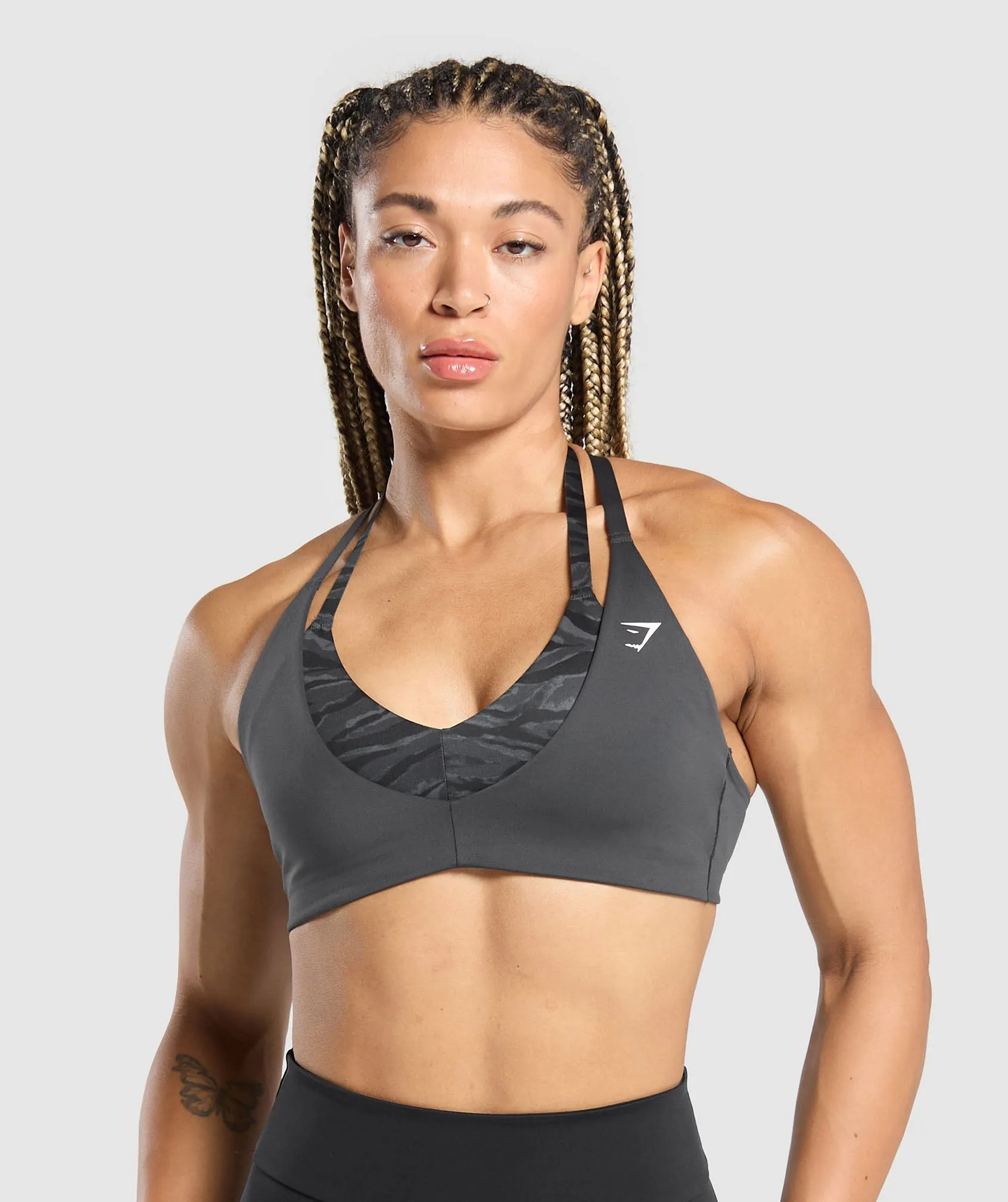 Gymshark Power x T Back Sports Bra - Asphalt Grey/Onyx Grey