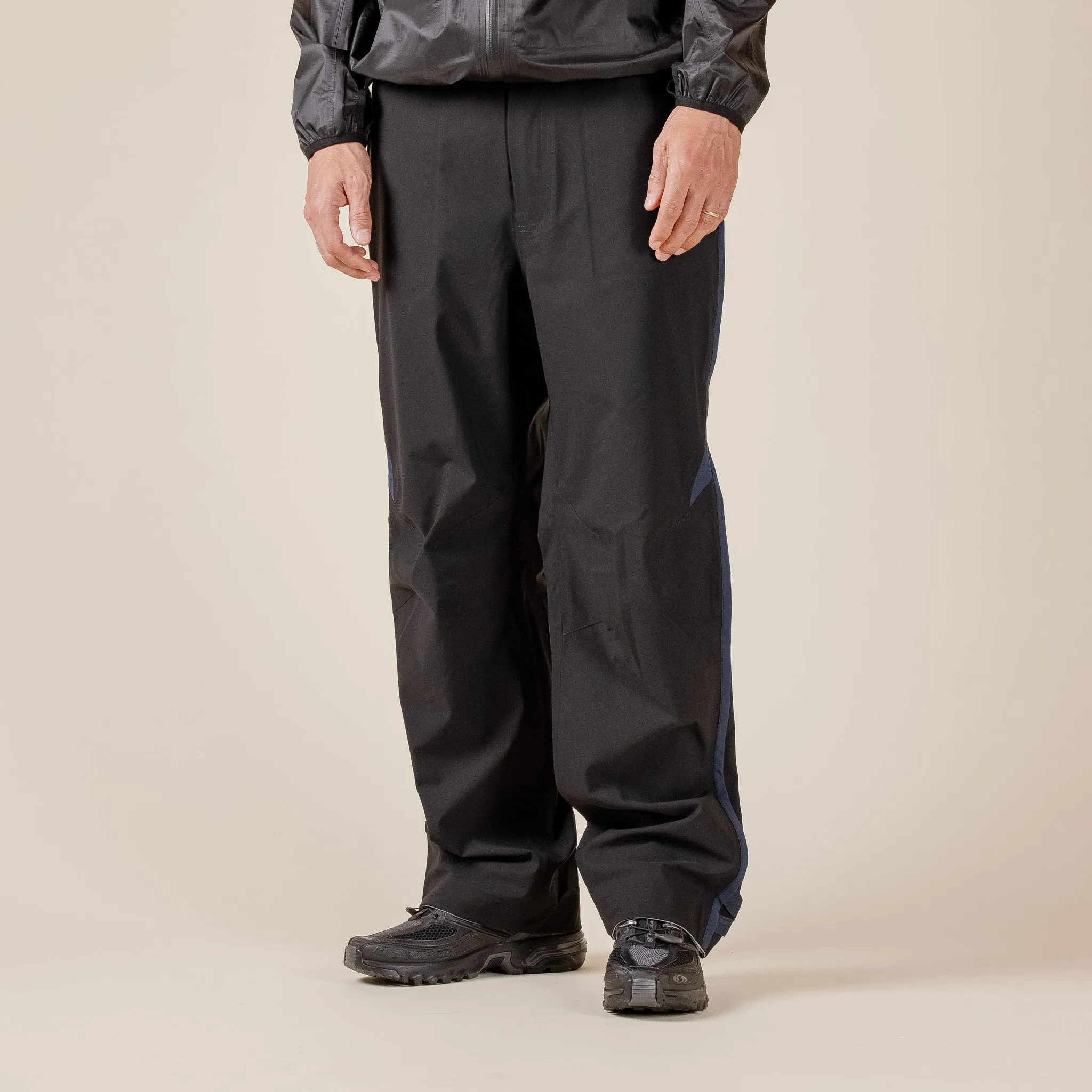 J EONGL I - Uniform Hardshell Pants - Black