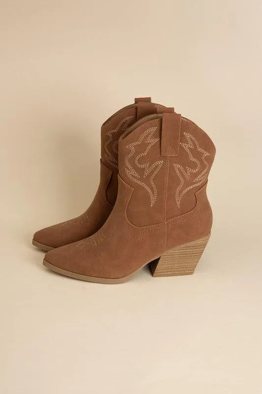 Jenna Chic Western Boots