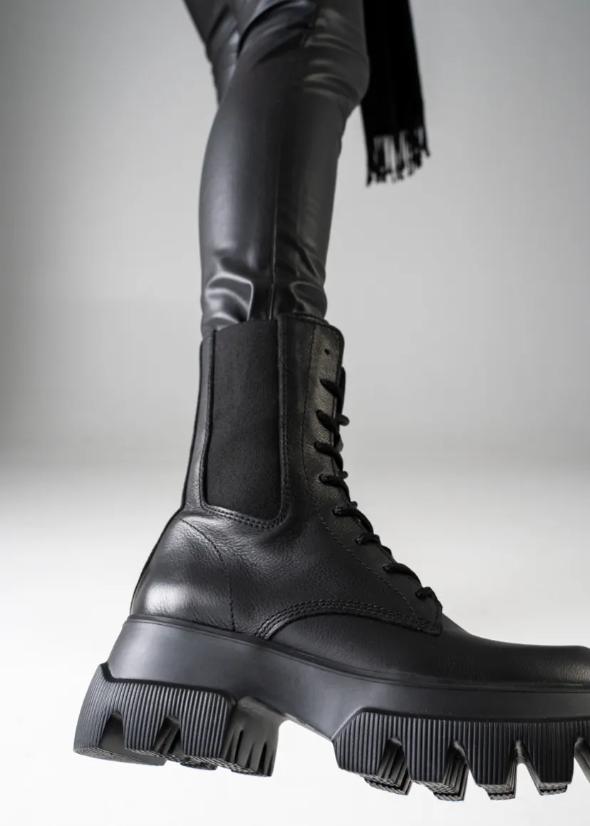 Vitello Black Combat Boots